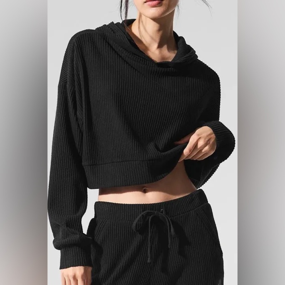 ALO Yoga Ribbed Muse Hoodie (Black)